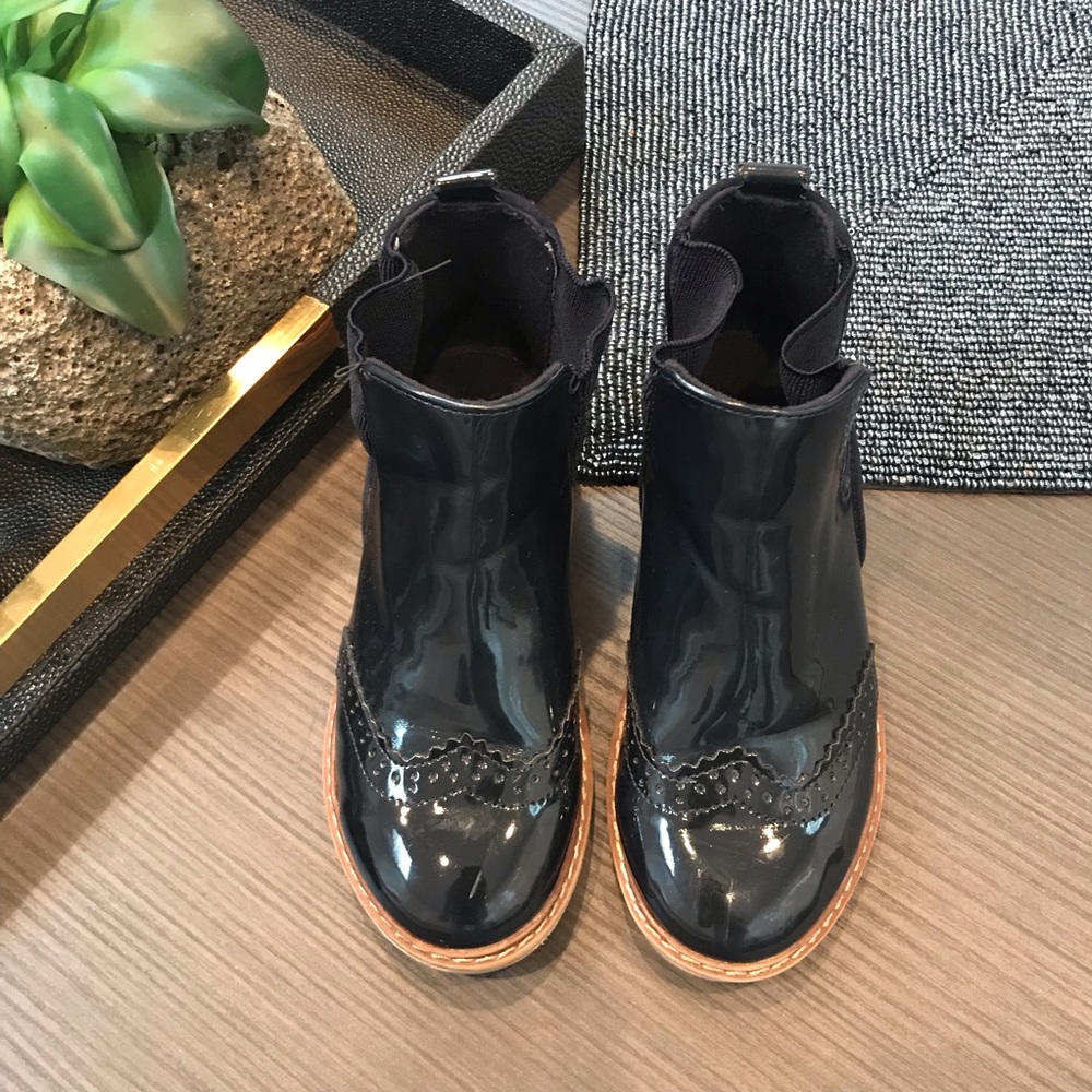 Zara Kids Size 29 (Size 12 Kids)